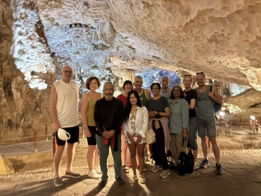 Sung Sot Cave (Surprise Cave)