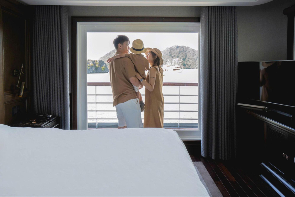 Chọn Cabin Phù Hợp Cho Gia Đình Khi Đi Du Thuyền Vịnh Hạ Long